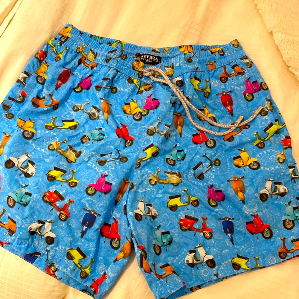 BNWOT men’s swim trunks made in Italy XL